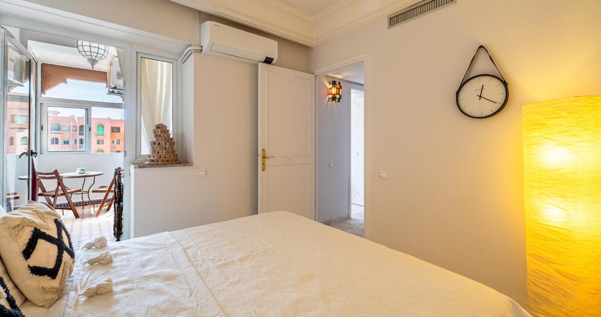 Appartamento Charming 2-bed Oasis Pool View *